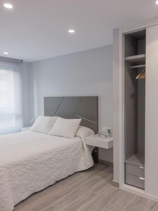 Sakura Homes Ponferrada Centro 8 Plazas Exterior foto